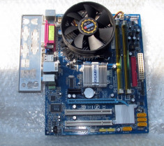 Kit Placa de baza socket 775 + Procesor dual-core 2,7Ghz + 2Gb RAM DDR2 foto