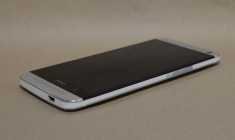 HTC ONE M7 SILVER 32GB foto