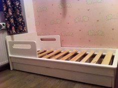 Pat copil cu sertar +noptiera/ saltea Ikea foto