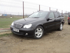 Mercedes-Benz Clasa C 2005 foto