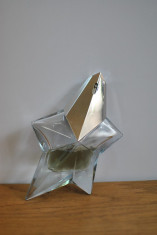 ANGEL de THIERRY MUGLER / 50 ML RAMAS CAM JUMATATE foto