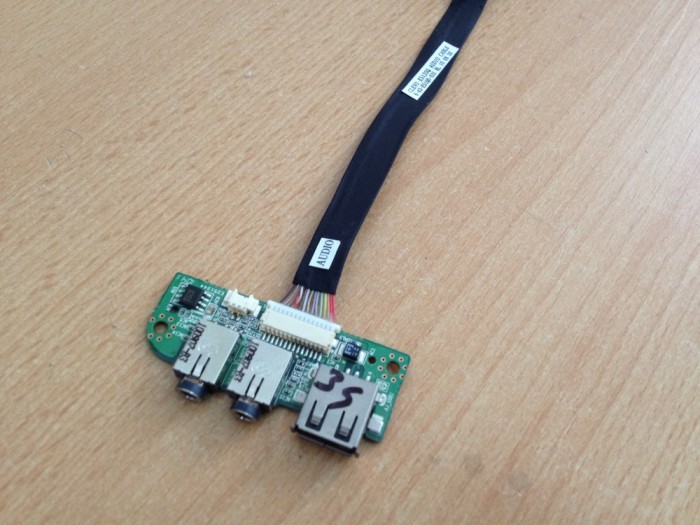 Conector audioTerra Mobile 1511 A77.34