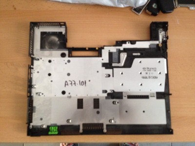 Botttomcase Lenovo T60 A77.101 foto