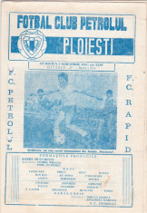 Program meci fotbal PETROLUL PLOIESTI - RAPID BUCURESTI 01.11.1981 foto