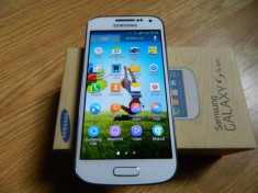 Samsung Galaxy S4 alb foto