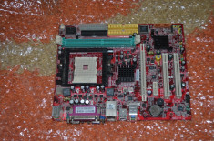 Placa de baza MSI K8NGM-V Socket 754 DDR400 PCI-E video integrat - poze reale foto
