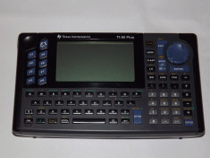 Calculator stiintific grafic Texas Instruments TI-92 Plus foto