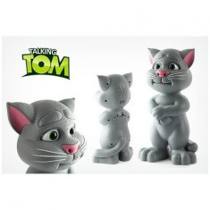 Jucarie vorbitoare motanul Talking Tom Cat foto