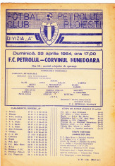 Program meci fotbal PETROLUL PLOIESTI - CORVINUL HUNEDOARA 22.04.1984 foto