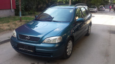 Opel Astra foto