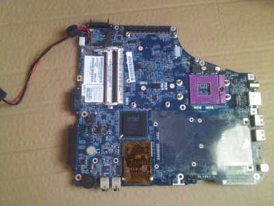 Placa de baza Toshiba Satellite A200 A205 K000067890 ISKAA LA-3481P DEFECTA foto