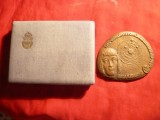 Placheta N.Copernicus 1964 Universitatea Kracovia , bronz , L= 6,8 cm, cutie, Europa