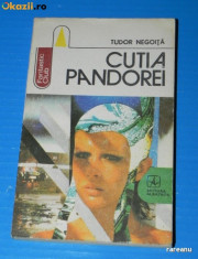 TUDOR NEGOITA - CUTIA PANDOREI. science fiction. colectia fantastic club (a316 foto