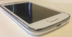 Samsung Galaxy Ace 3 LTE GT-S7275R foto