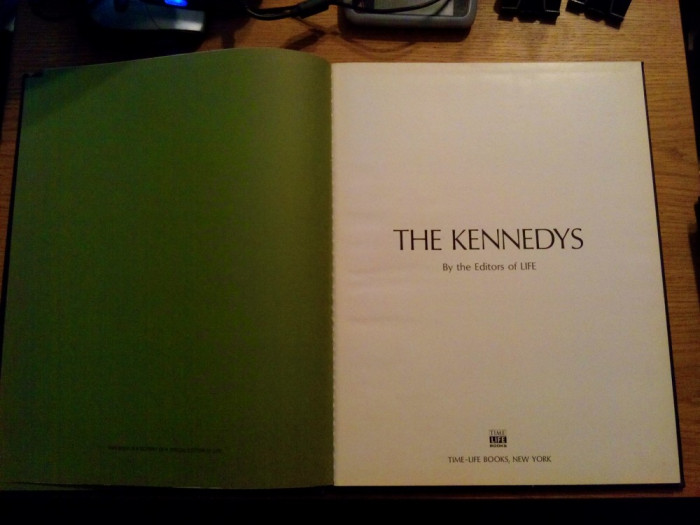 THE KENNEDYS by the Editors of LIFE - Time - Life Books, New York - album foto