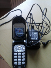 Vand telefon Motorola V180 foto