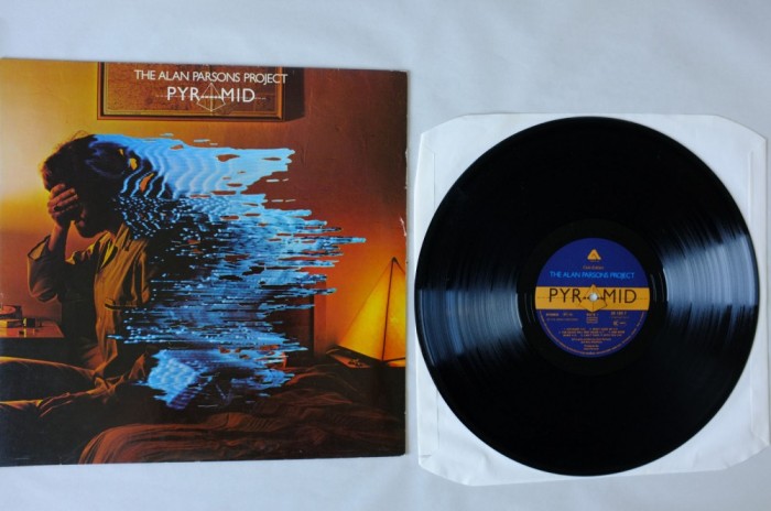 The Alan Parsons Project - Pyramid (1978, Arista) Disc vinil album original foto mare The Alan Parsons Project - Pyramid (1978, Arista) Disc vinil album original foto mare