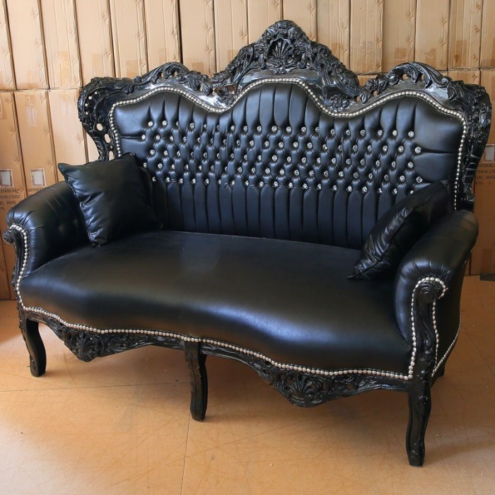 SOFA DIN LEMN MASIV NEGRU CU TAPITERIE NEAGRA SOFA DIN LEMN MASIV NEGRU CU TAPITERIE NEAGRA