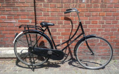 Bicicleta clasica Olandeza Oma Fiets foto