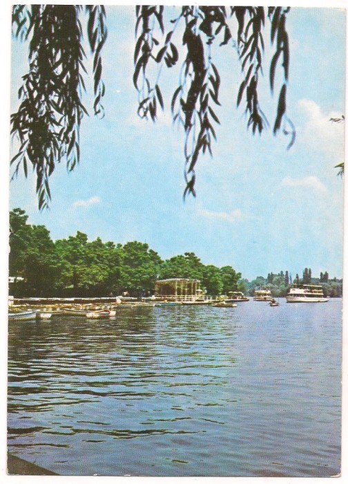 % carte postala-BUCURESTI-Vedere din parcul Herastrau