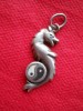 Medalion Calut de mare cu simbol Email YING YANG Argint vintage delicat finut