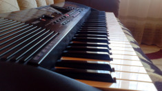 Orga electronica Yamaha PSR 220 foto