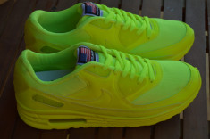 Adidasi Nike Air Max 90 Flag Neon Noi foto