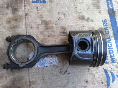 PISTON CU BIELA 1.8 TDCI/TDDI FORD FOCUS 1998-2004 foto