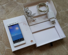 Smartphone Huawei Ascend P6 foto