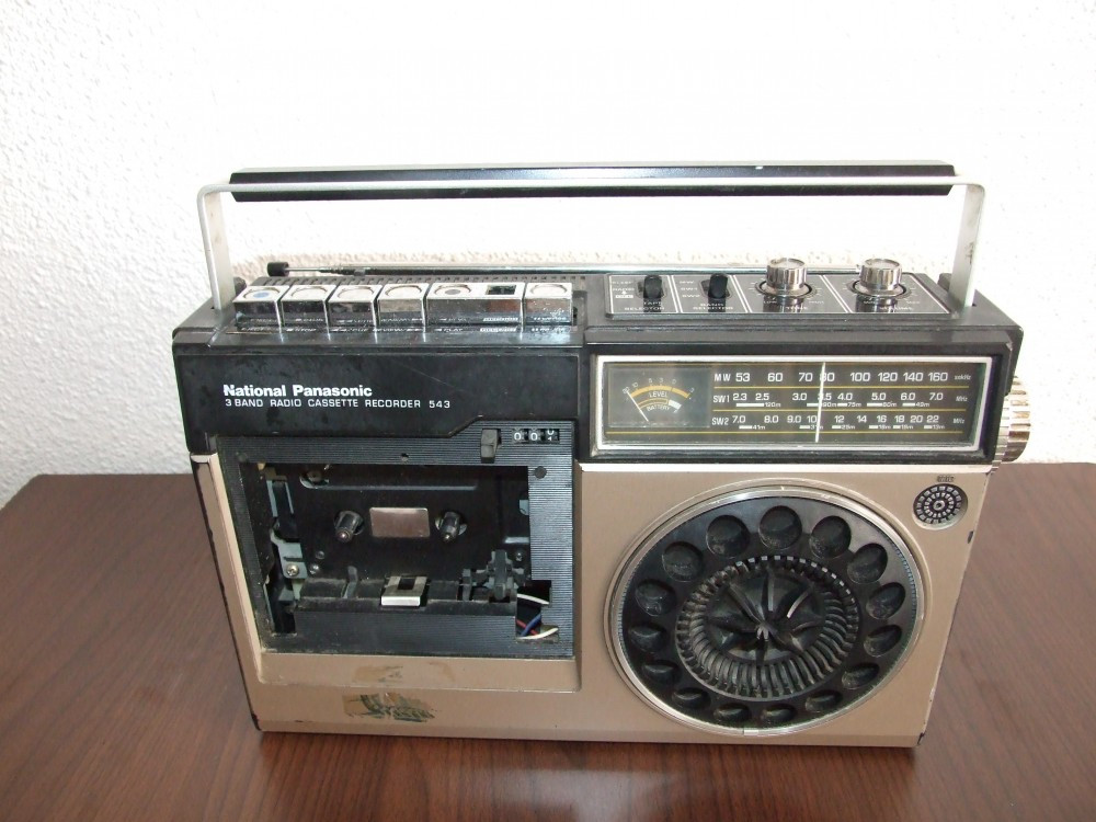 RADIO CASETOFON VECHI NATIONAL PANASONIC | arhiva Okazii.ro