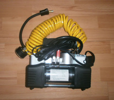 Compresor auto 12V cu 2 cilindrii 30A si 85L/MIN foto