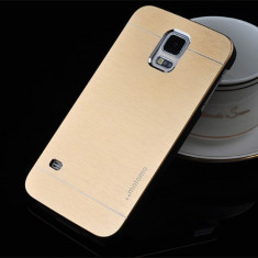 Husa Samsung Galaxy S5 MOTOMO aurie plastic cu pelicula aluminiu + folie ecran foto