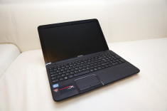 Laptop Toshiba C855-2gj i3 AMD 8gb RAM SSD 120gb HDD 750gb foto