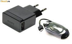 Incarcator Sony Xperia M Cod:CST-80 si cablu de date EC700 ORIGINAL