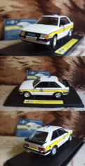 Ford Escort Xr 3i Cambridgeshire Constabulary 1/18 foto