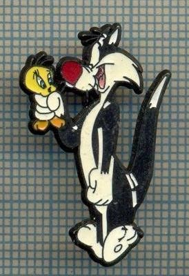 1210 NEW INSIGNA -PERSONAJ DE DESENE ANIMATE -TOM SI TWEETY -starea care se vede foto
