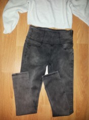 Blugi gri, cu talie inalta, Stradivarius foto