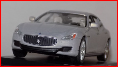 2013 - MASERATI QUATTROPORTE GTS (scara 1/43) WHITE BOX foto