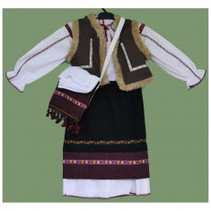 Costum traditional Moldovenesc fetite 4 ani - Magazinuldecadouri foto