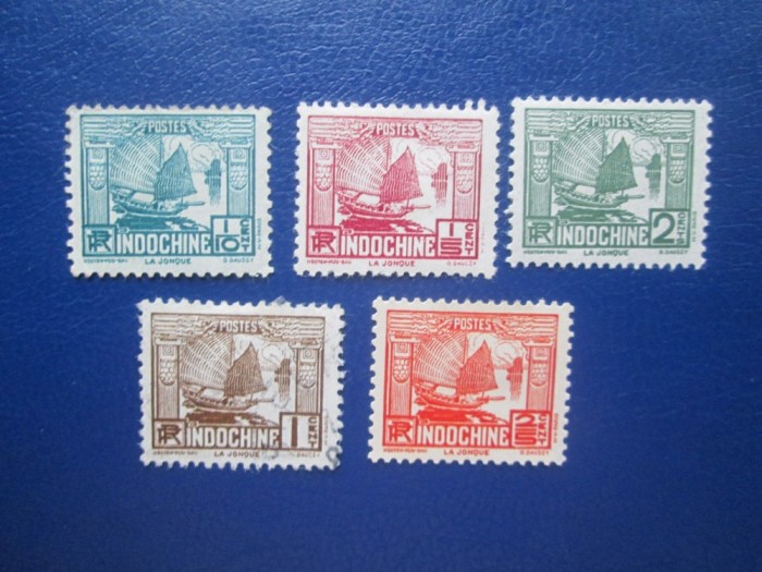 TIMBRE INDOCHINA SERIE