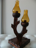 Sfesnic candela,vechi din lemn masiv,cu 2 abajururi din sticla,de colectie.