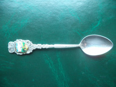 Lingurita placata cu argint, decorata cu medalion de portelan - Golling. foto
