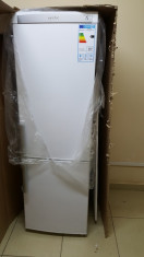 Refrigerator-congelator Artic,model AK275+,clasa A+,227 KWH,175L foto