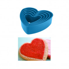Set 5 forme plastic inima prajituri si biscuiti foto