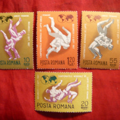 Serie -Campionate Mondiale Lupte 1966 Romania , 4 val.