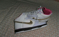 Vand ghete nike supreme high!!! foto