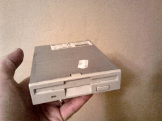 Unitate FDD floppy disk drive foto