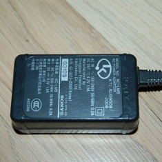 iNCARCATOR SONY 4.2V 1.5A MODEL AC-LM5 COMPATIBIL CU DSC-T1 T3 T11 T33 M1