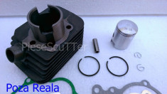 Kit Cilindru / Set motor + Piston + Segmenti Scuter / Moped pedalier / cu pedale ) Piaggio / Piagio Bravo foto