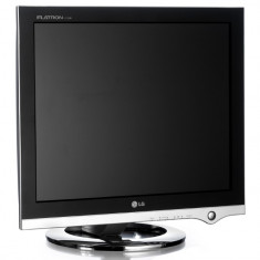 MONITOR LCD 17&amp;quot; INCH LG FLATRON CABLU DE DATE + CABLU DE CURENT INCLUS foto